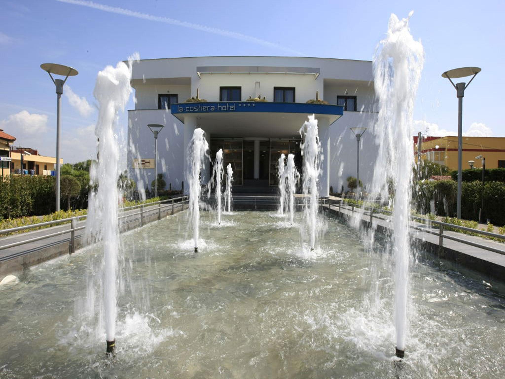 La Costiera Hotel Varcaturo Exterior photo